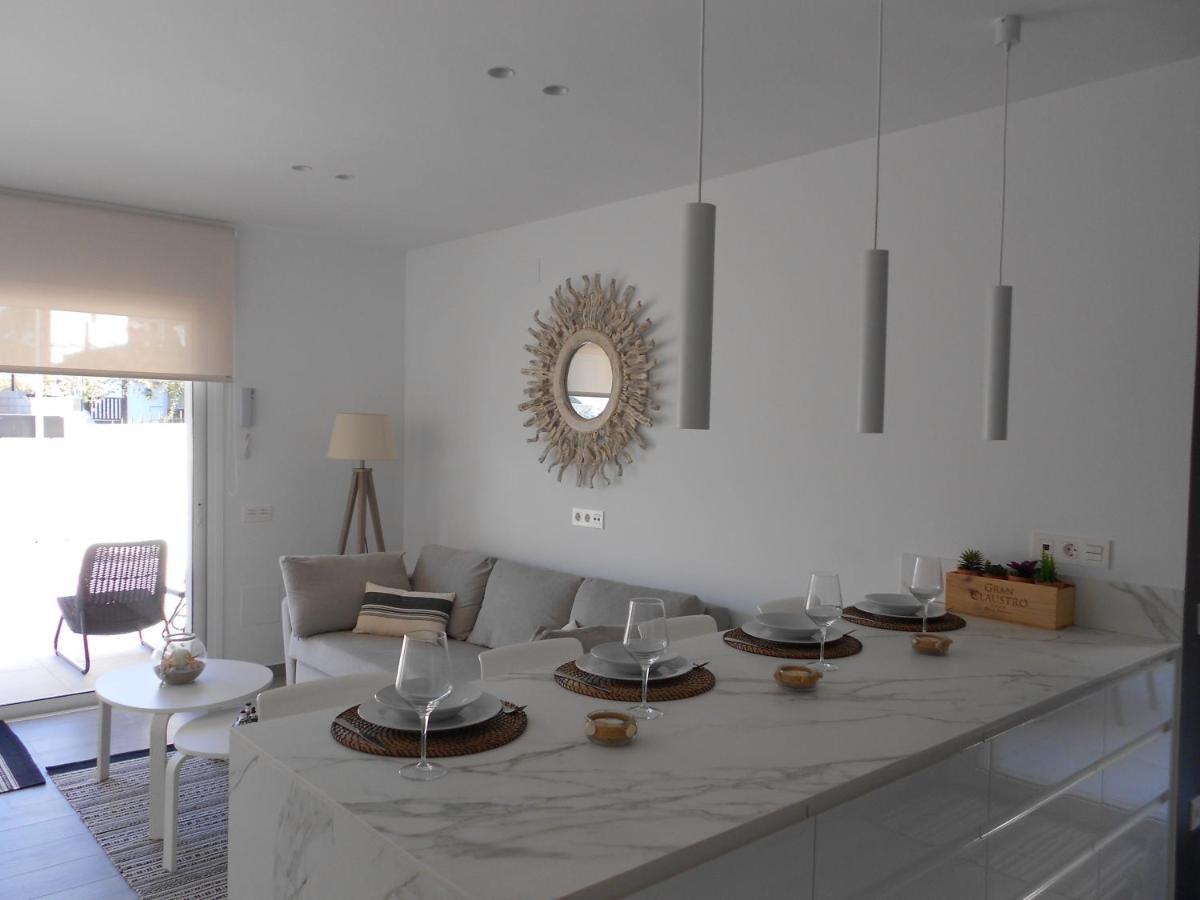 Luxury Apartment Камбрильс Экстерьер фото