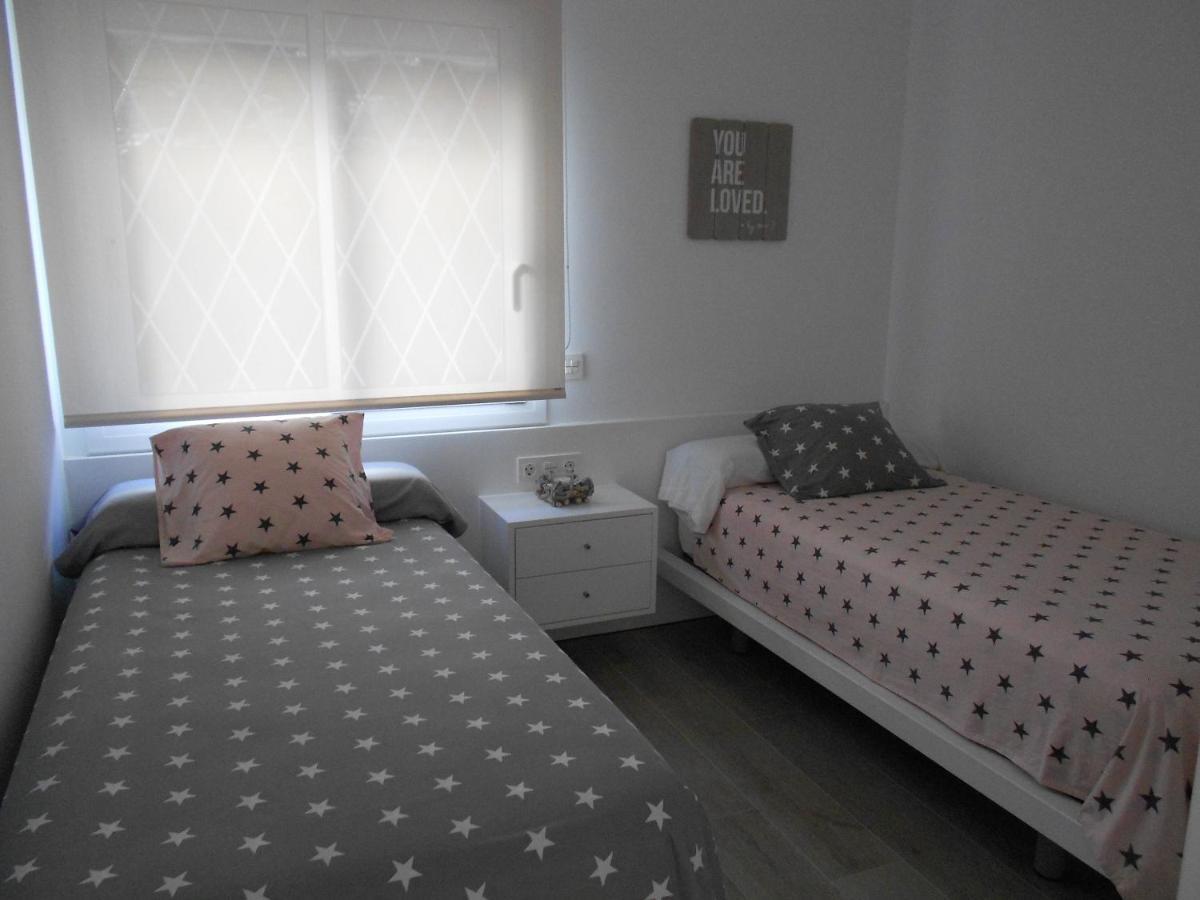 Luxury Apartment Камбрильс Экстерьер фото